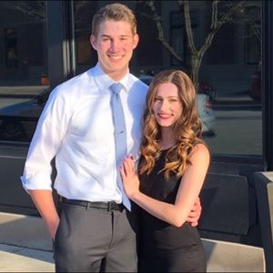 Meet your Posher, Elizabeth